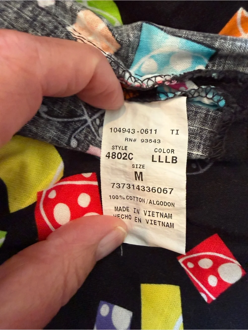 Women’s Black Scrub topwith Colorful Dice Print - Unbranded - Picture 5 of 5